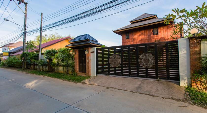 Lemon Tree Naturist Resort Naiharn Beach Phuket Esterno foto